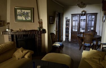 SE VENDE CASA CON COCHERA C/ SAN FELIPE
