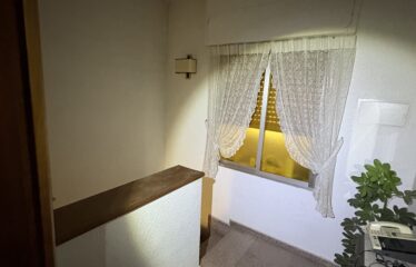 SE VENDE CASA CON COCHERA C/ SAN FELIPE