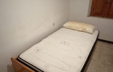 SE VENDE CAMPO A 300MT DE YECLA