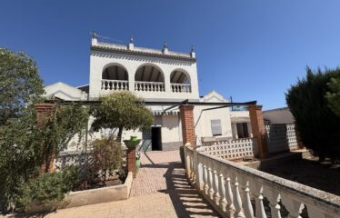 SE VENDE CAMPO A 300MT DE YECLA