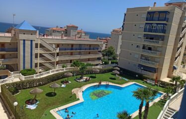SE ALQUILA APARTAMENTO EN LOS ARENALES DEL SOL