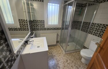 SE VENDE CASA DE CAMPO CON NAVE DE 800M2 EN CRT DE ALMANSA KM 3