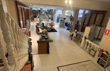SE ALQUILA O VENDE LOCAL POR LA PURISIMA