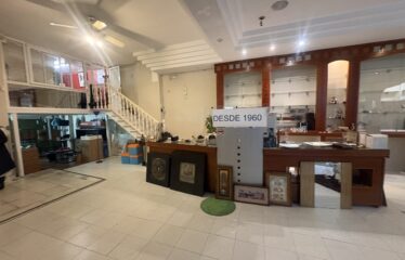 SE ALQUILA O VENDE LOCAL POR LA PURISIMA