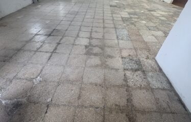 SE VENDE NAVE POR EL POLIDEPORTIVO CHUMILLA