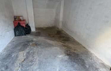 SE VENDE EDIFICIO ENTERO  CON 3 PISOS UN LOCAL Y 3 COCHERAS EN C/CORREDERA