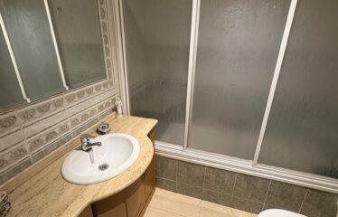 SE VENDE PISO CON ASCENSOR POR INSTITUTO AZORIN