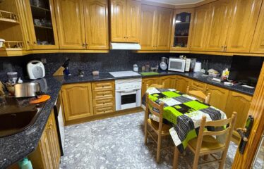 SE VENDE SEGUNDO PISO ZONA MERCADO AYUNTAMIENTO