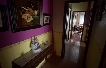 SE VENDE PISO CON ASCENSOR ZONA MERCADONA