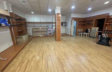 SE ALQUILA O VENDE LOCAL POR CASA CULTURA