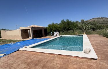 SE VENDE CAMPO CRT CAUDETE KM8