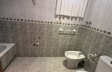 SE VENDE PISO CON ASCENSOR ZONA LOS ROSALES