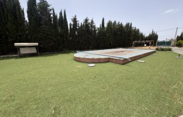SE VENDE CAMPO EN CRT DE ALMANSA KM2