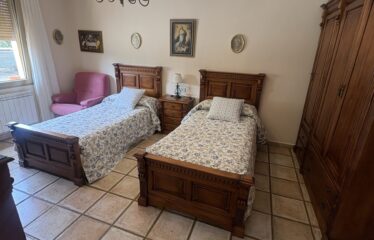 SE VENDE CAMPO EN CRT DE ALMANSA KM2
