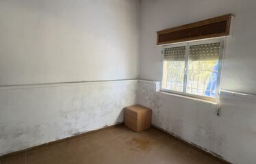 SE VENDE CAMPO EN CRT DE ALMANSA KM18