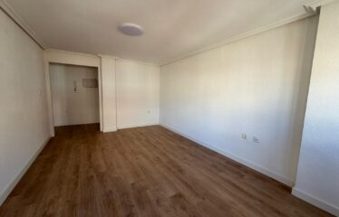 SE VENDE PISO CON ASCENSOR  POR C/ SAN PASCUAL