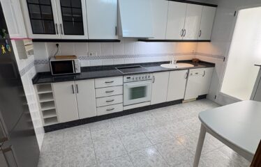 SE VENDE PISO CON ASCENSOR Y GARAJE  ZONA MERCADONA
