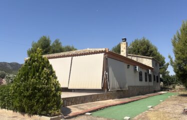 SE VENDE CAMPO EN CRT FUENTEALAMO KM 2