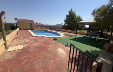 SE VENDE CAMPO EN CRT FUENTEALAMO KM 2