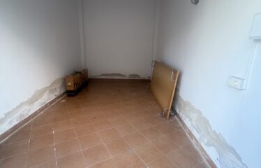 SE VENDE COCHERA POR C/ SAN LUIS