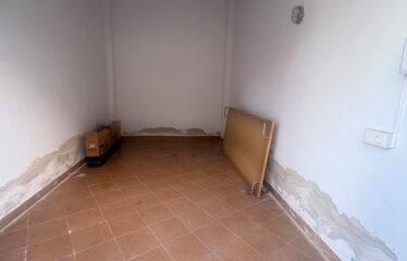 SE VENDE COCHERA POR C/ SAN LUIS