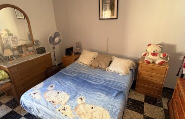 SE VENDE CASA POR EL AYUNTAMIENTO