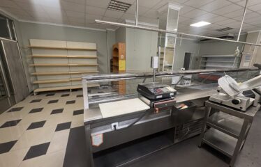 SE VENDE O ALQUILA LOCAL AV DE LA PAZ