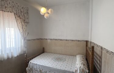 SE VENDE PLANTA BAJA ZONA UVEN