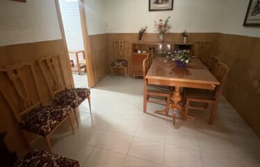 SE VENDE PLANTA BAJA ZONA UVEN