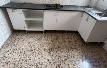 SE VENDE PISO CON ASCENSOR POR HERNAN CORTES